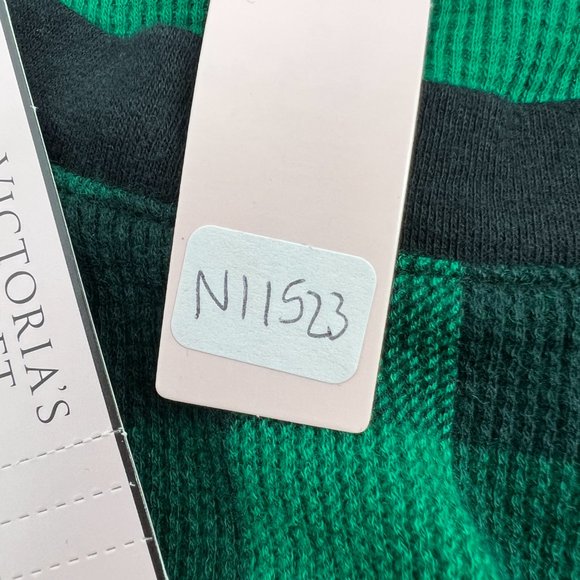 Victoria's Secret Womens Buffalo Print Thermal Sleepshirt Green Plaid XL NWT - Picture 8 of 9